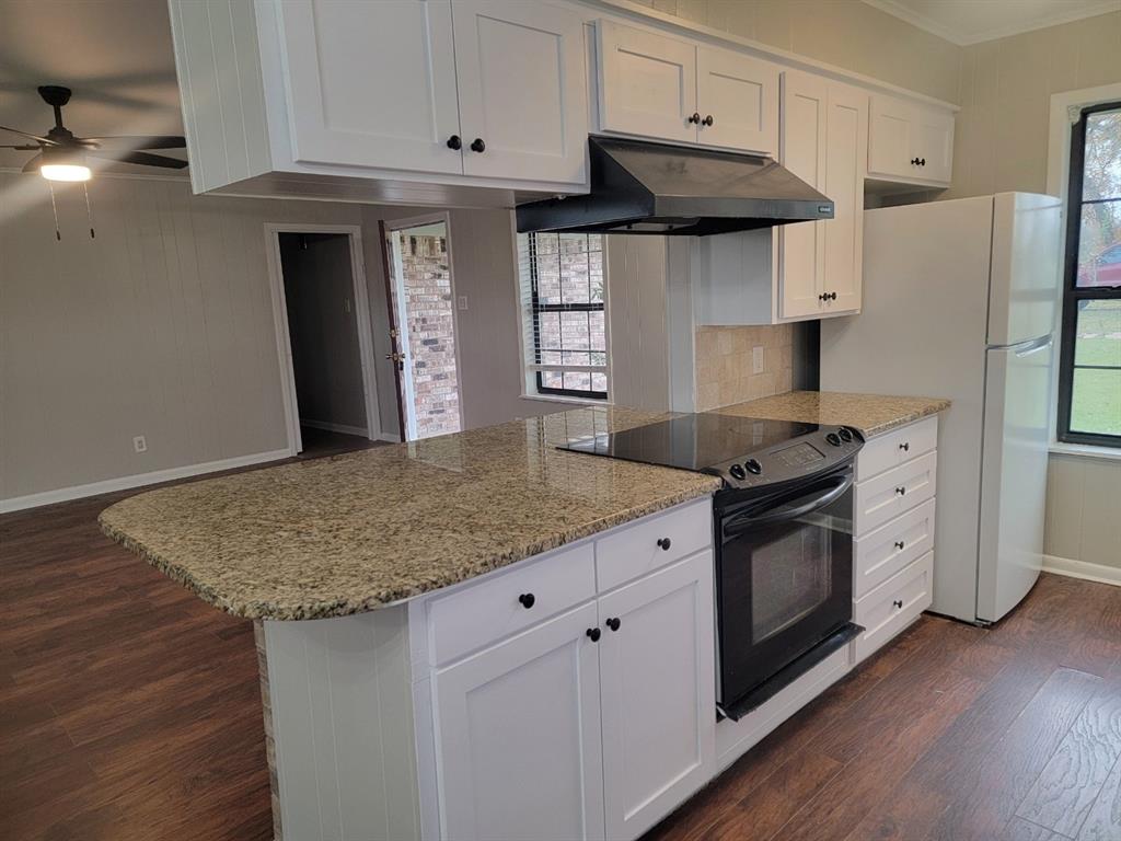 21356 N Tx-90, Bedias, Texas image 20