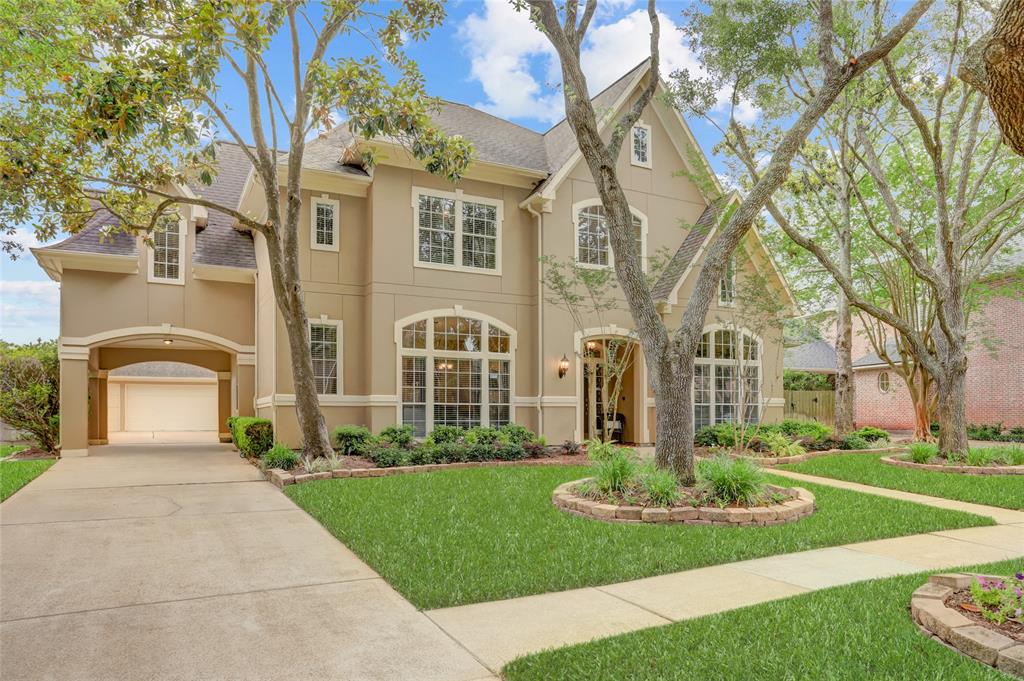 3807 Snead Court