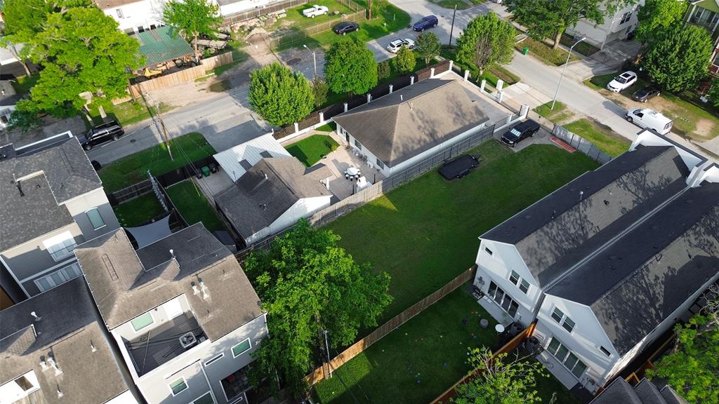 609 W 27th Street, Houston, Texas image 4