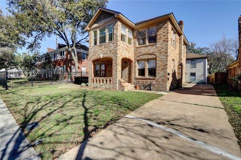 Triplex in Houston TX 1407 Godwin Street.jpg