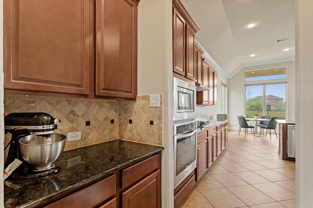 2603 Sunshade Court, Pearland, Texas image 11
