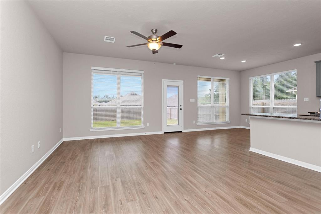 111 Rudder Way, Huntsville, Texas image 7