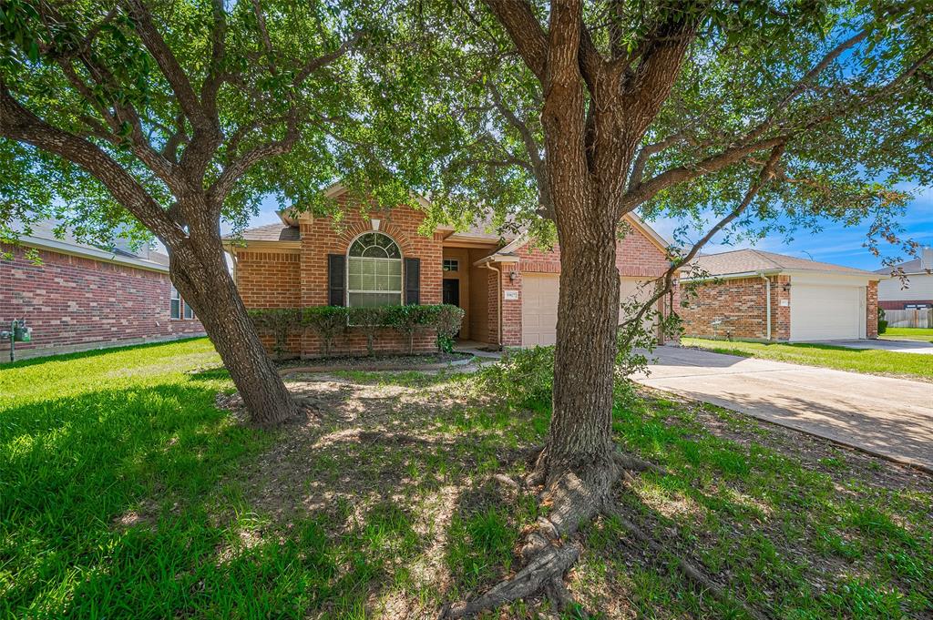 property-search 1 19827 Sternwood Manor Drive