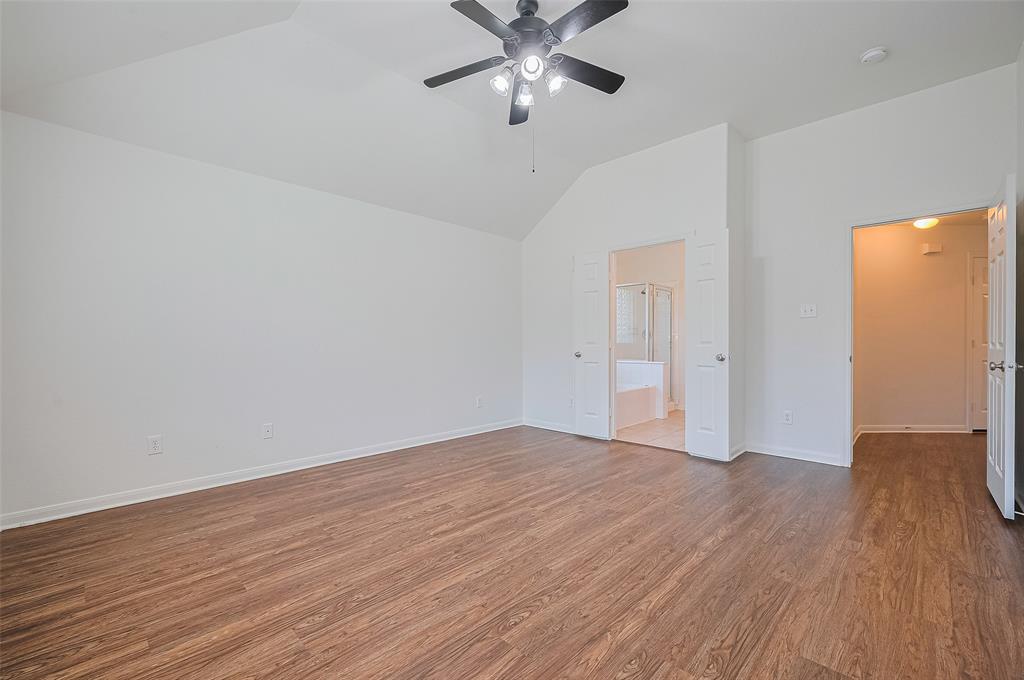 19827 Sternwood Manor Drive, Spring, Texas image 37