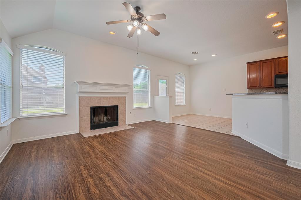 19827 Sternwood Manor Drive, Spring, Texas image 12