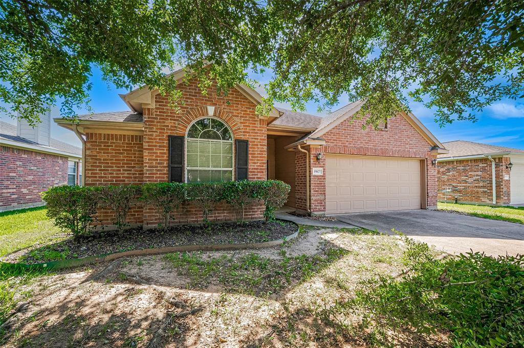 property-search 2 19827 Sternwood Manor Drive