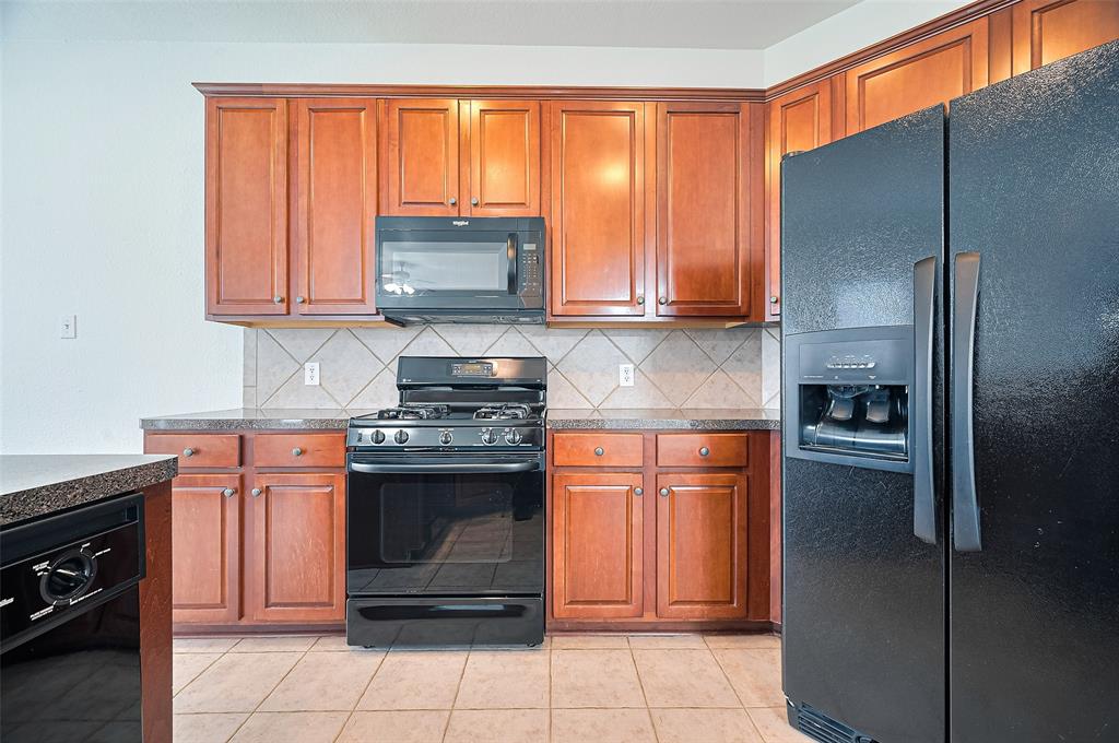19827 Sternwood Manor Drive, Spring, Texas image 25