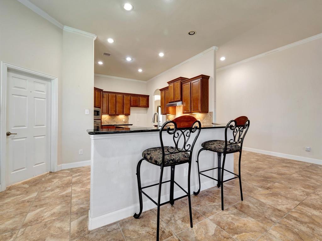 4212 Parkview Terrace Lane, Dickinson, Texas image 11