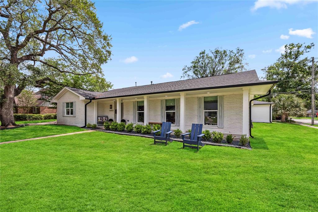 5447 Queensloch Drive, Houston, Texas image 2