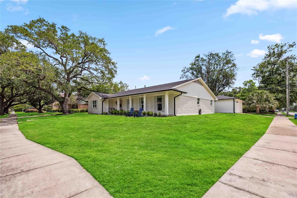 5447 Queensloch Drive, Houston, Texas image 33