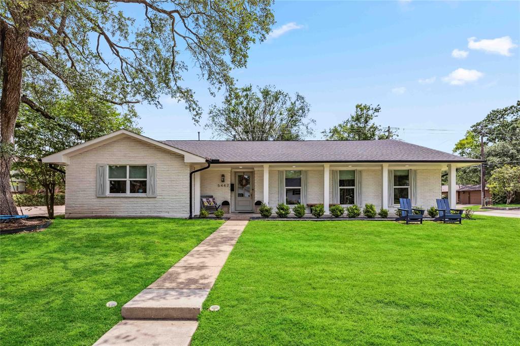 5447 Queensloch Drive, Houston, Texas image 1