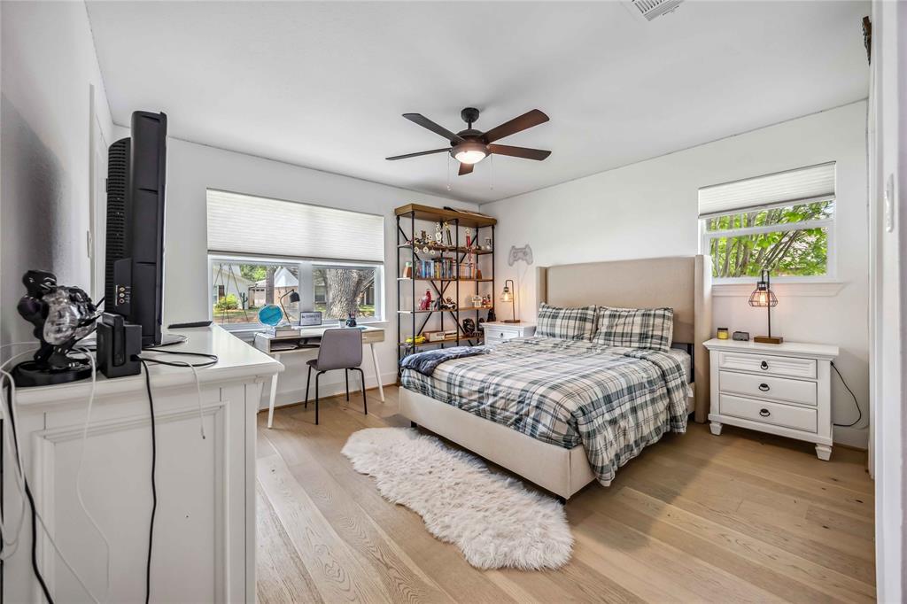 5447 Queensloch Drive, Houston, Texas image 18
