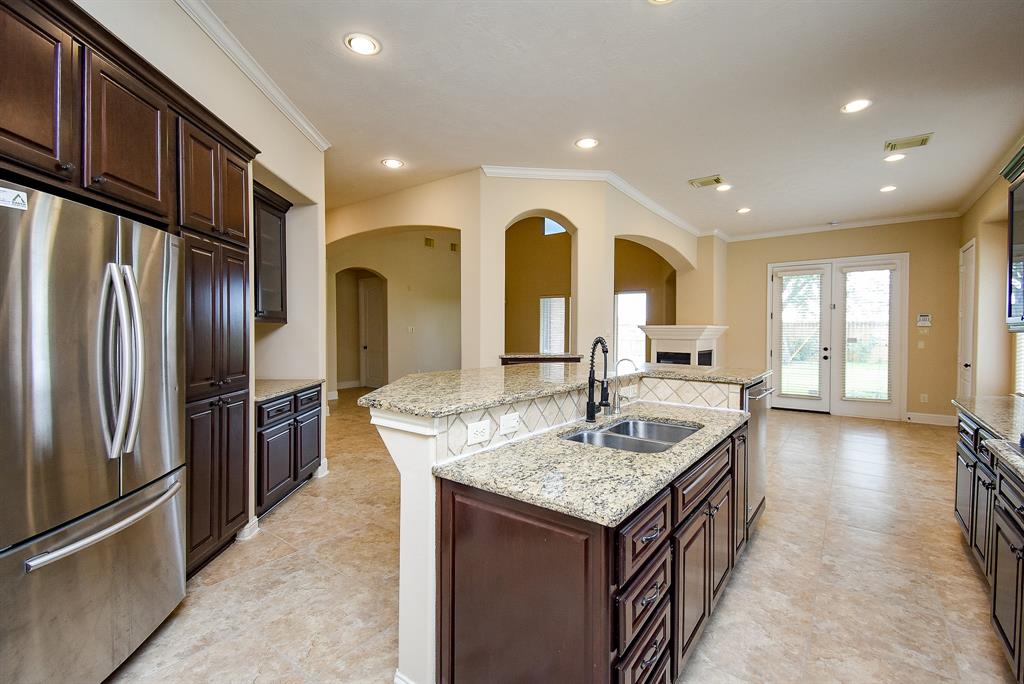 1611 Whitfield Street, Sugar Land, Texas image 14