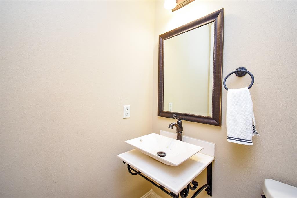 1611 Whitfield Street, Sugar Land, Texas image 20