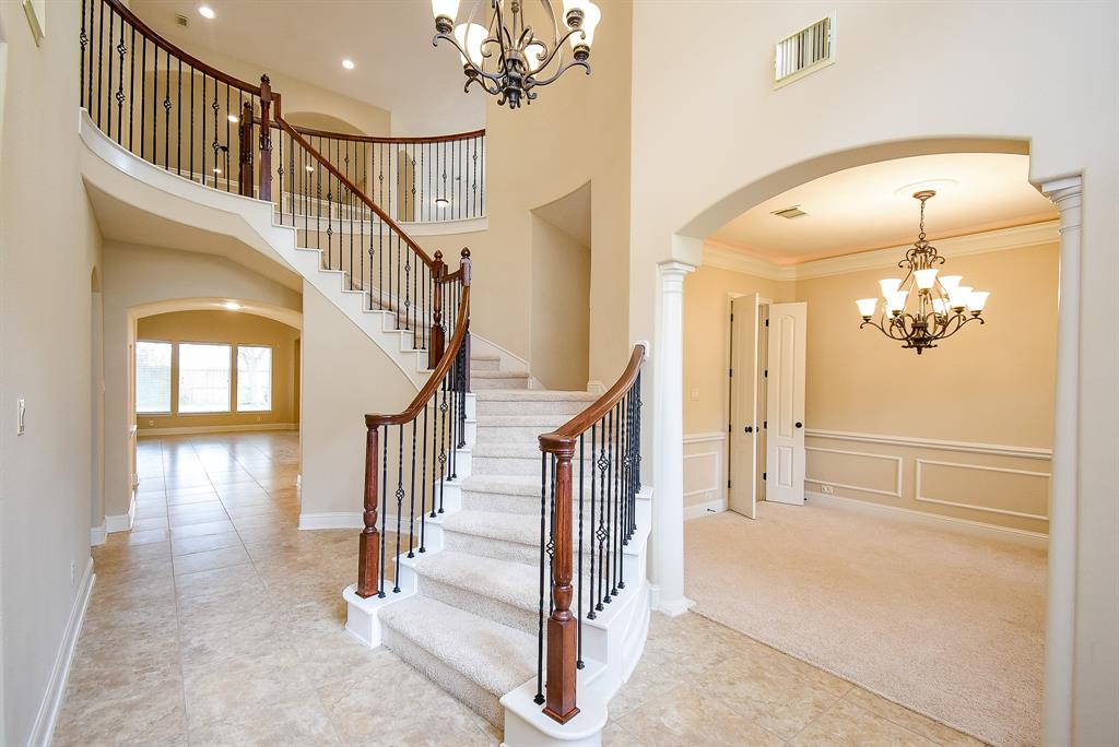1611 Whitfield Street, Sugar Land, Texas image 4