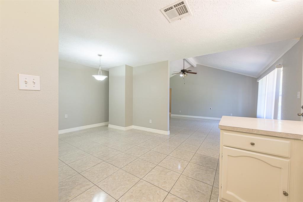 1351 Tenderden Drive, Channelview, Texas image 6