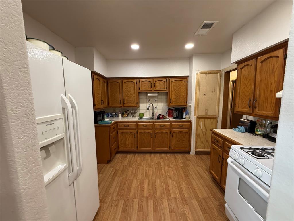 2016 7th Street, Galena Park, Texas image 6