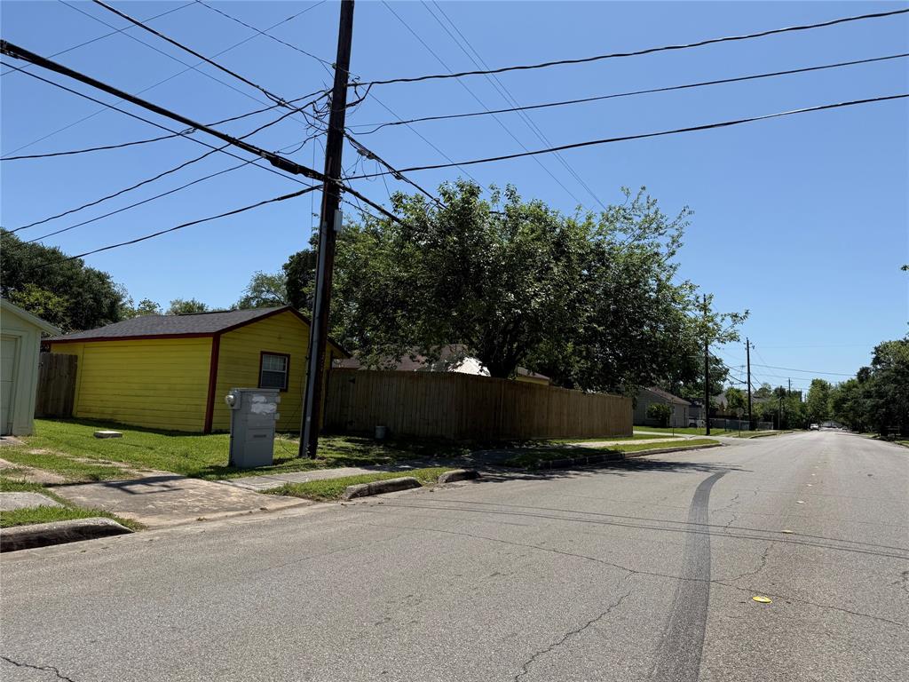 2016 7th Street, Galena Park, Texas image 3