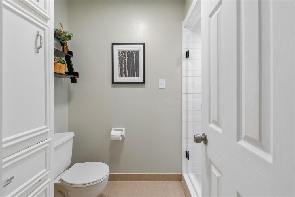 6615 Ampton Drive, Spring, Texas image 27