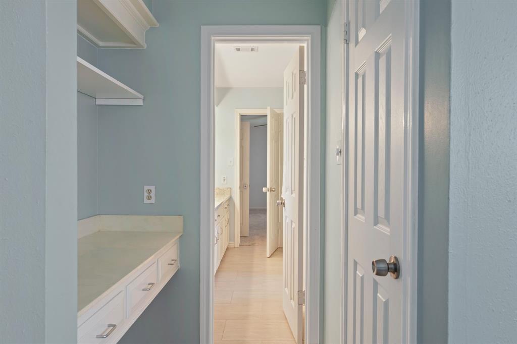 6615 Ampton Drive, Spring, Texas image 30