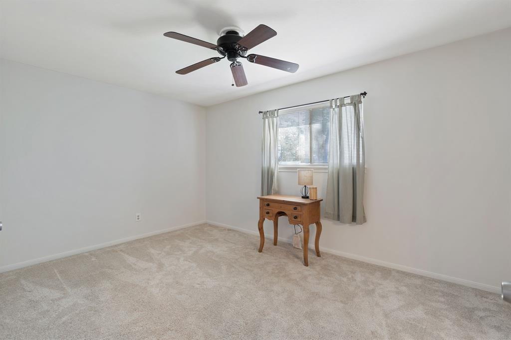 6615 Ampton Drive, Spring, Texas image 24