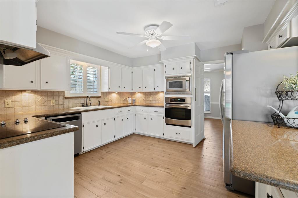 6615 Ampton Drive, Spring, Texas image 12