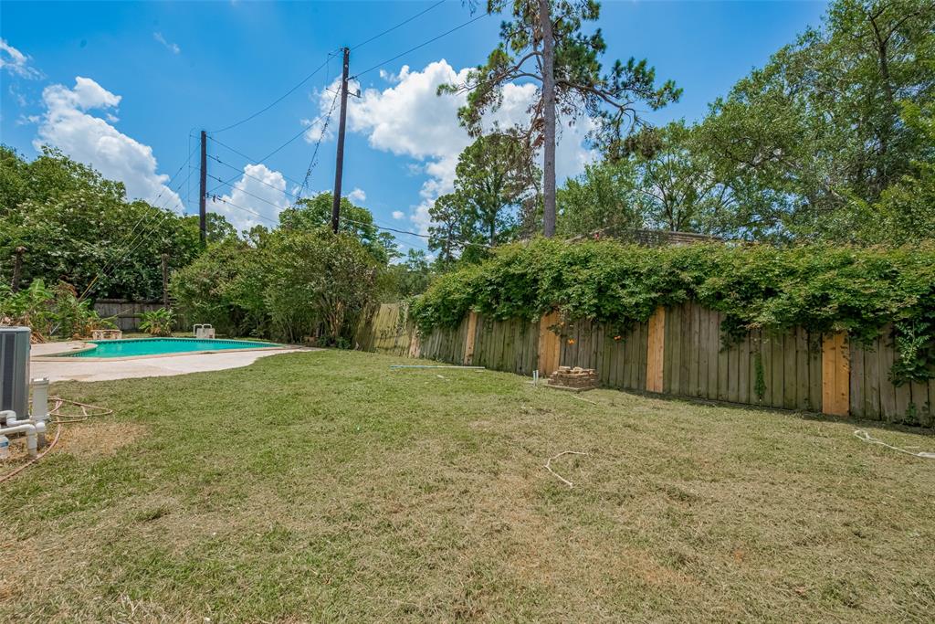 19467 Enchanted Stream Drive, Spring, Texas image 27