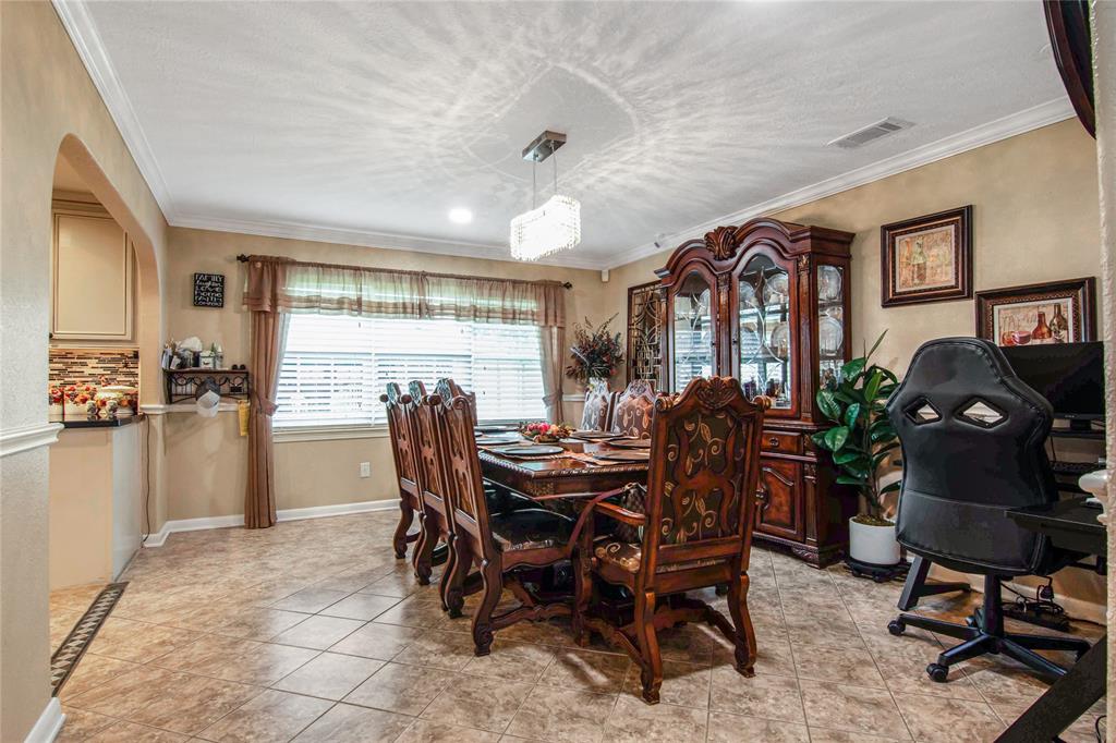 8017 Lanham Lane, Houston, Texas image 5