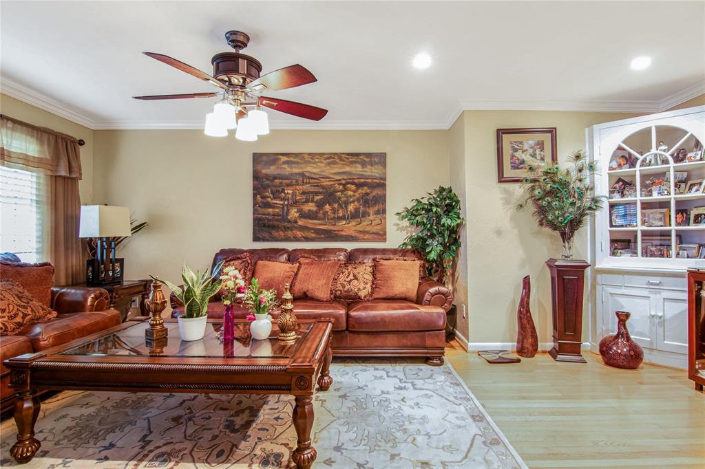 8017 Lanham Lane, Houston, Texas image 8