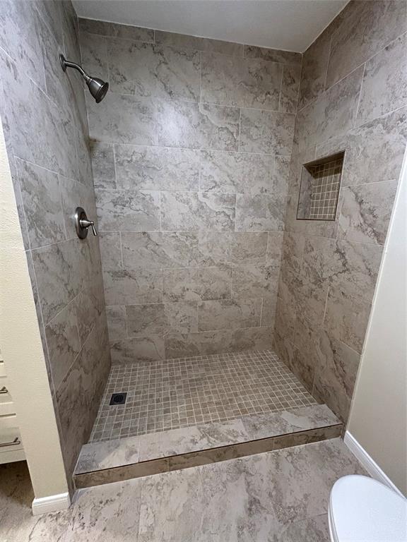 203 Ridgewood Drive, Spring, Texas image 14