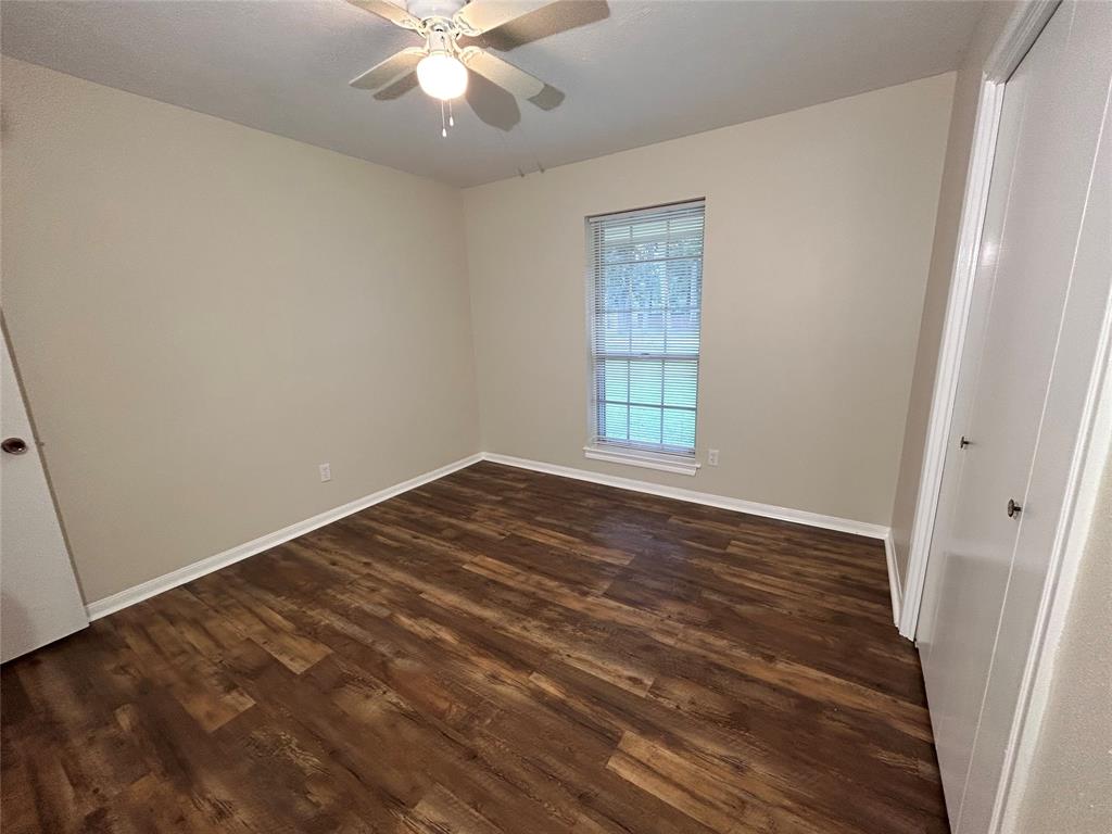 203 Ridgewood Drive, Spring, Texas image 10