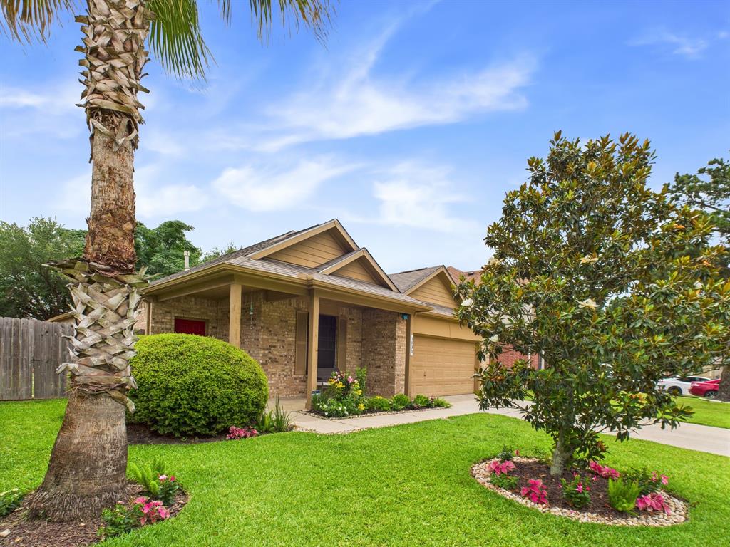 1035 Turnberry Park Lane, Spring, Texas image 2