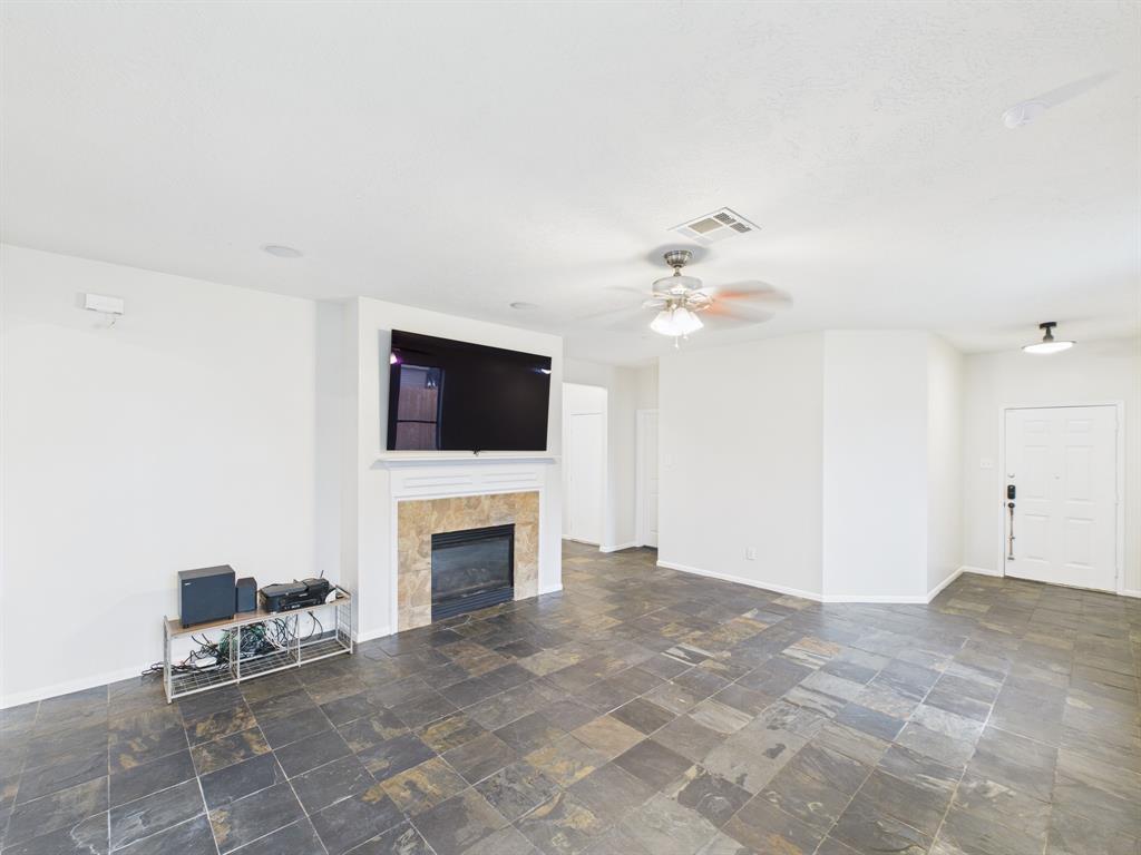 1035 Turnberry Park Lane, Spring, Texas image 8