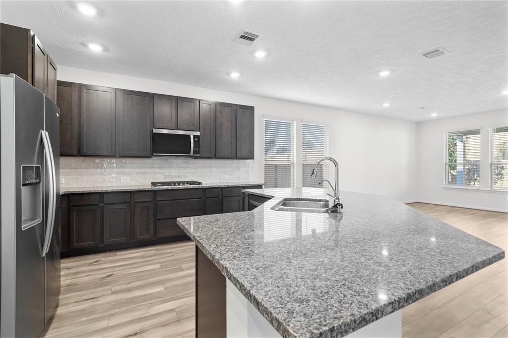 3516 Sage Green Trail, Conroe, Texas image 11