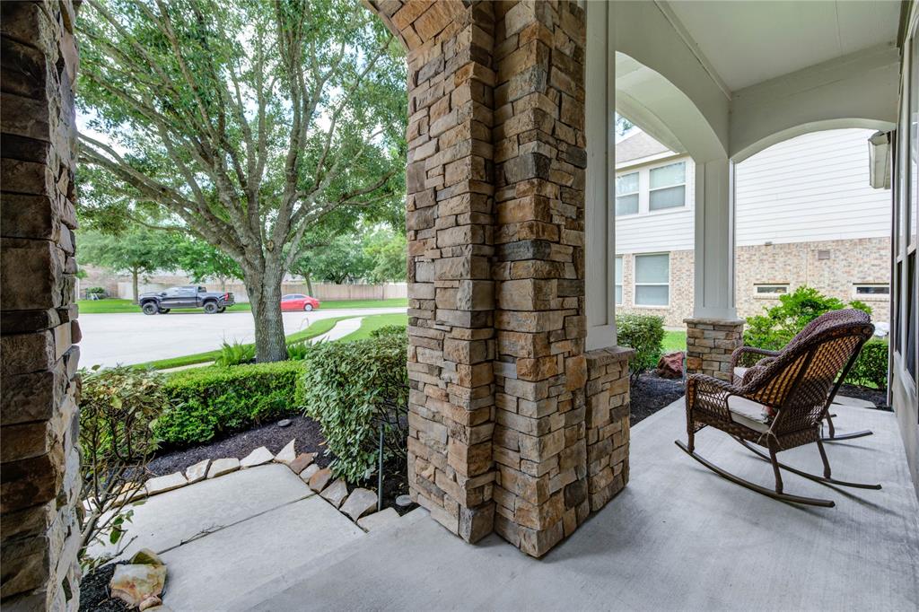 19526 Hayden Grove Drive, Cypress, Texas image 4