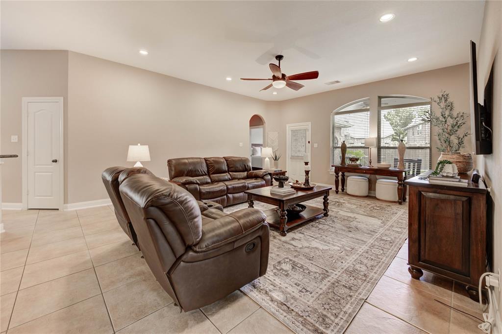19526 Hayden Grove Drive, Cypress, Texas image 16