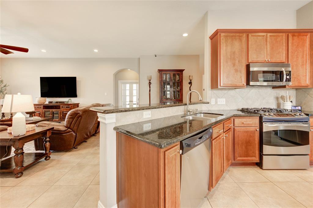 19526 Hayden Grove Drive, Cypress, Texas image 25