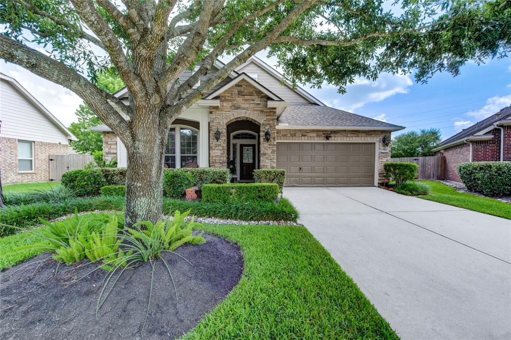 19526 Hayden Grove Drive, Cypress, Texas image 9