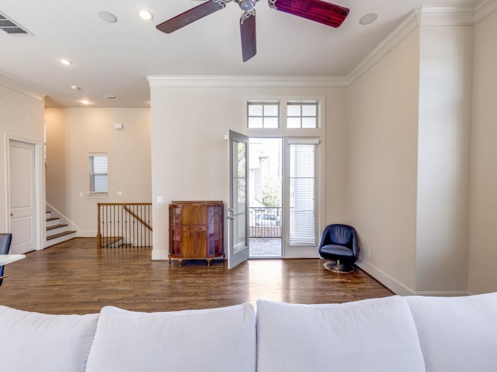 5229 Petty Street #E, Houston, Texas image 11