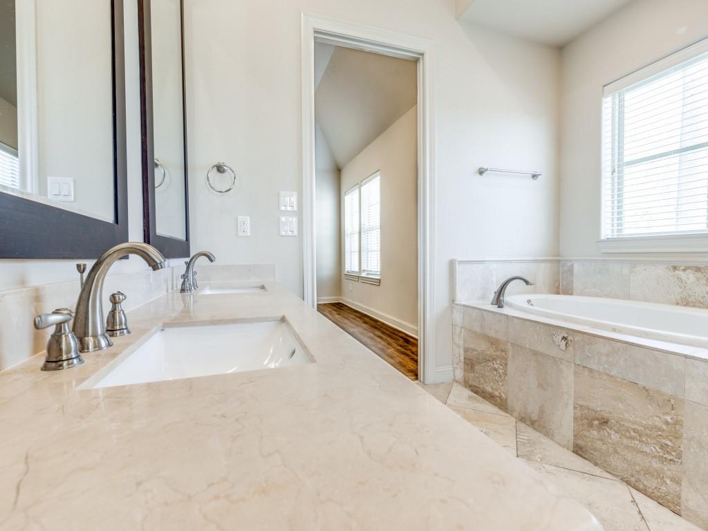 5229 Petty Street #E, Houston, Texas image 16