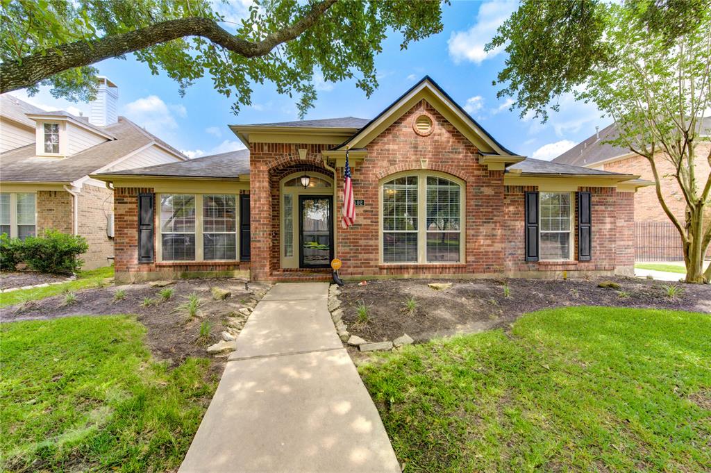502 Silver Creek Circle, Richmond, Texas image 1