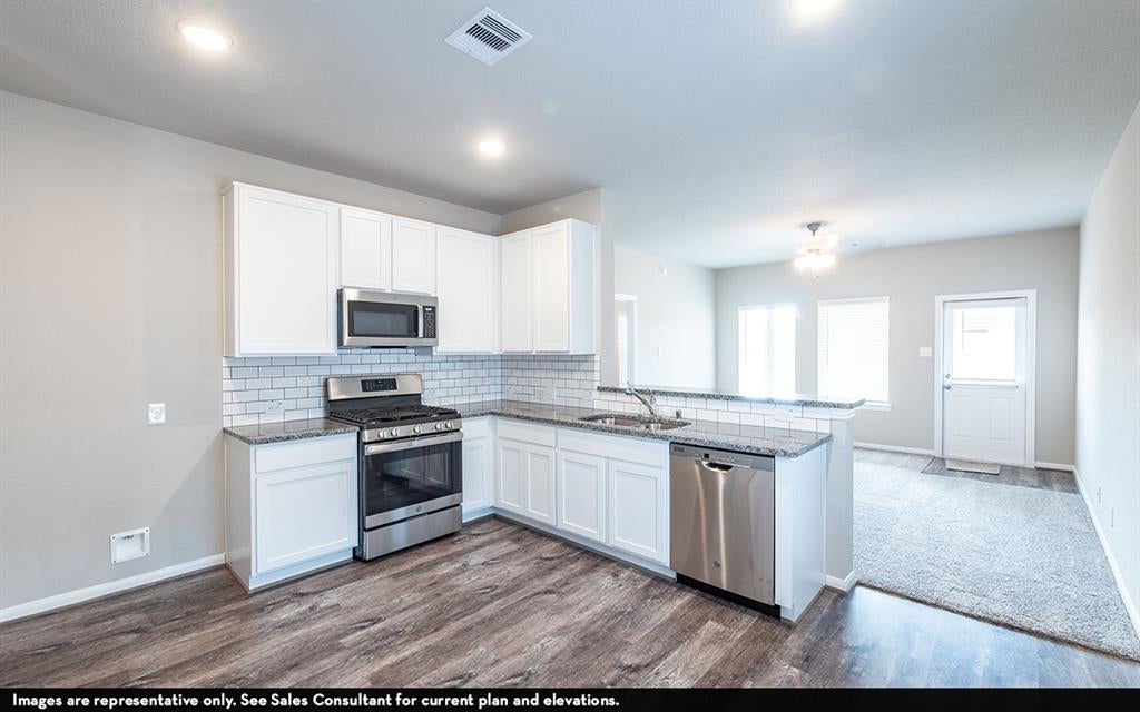 4346 Maple Root Lane