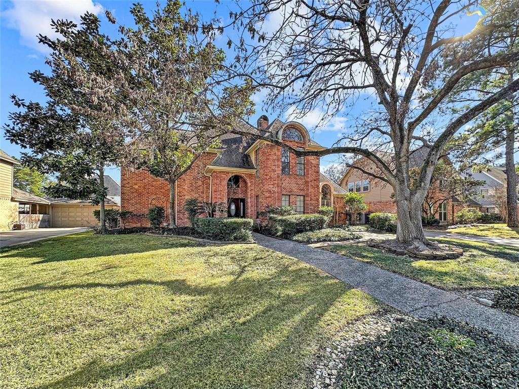 6415 Willow Pine Drive, Spring, Texas image 1