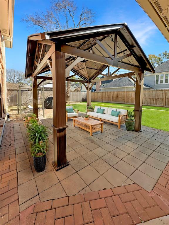 6415 Willow Pine Drive, Spring, Texas image 31