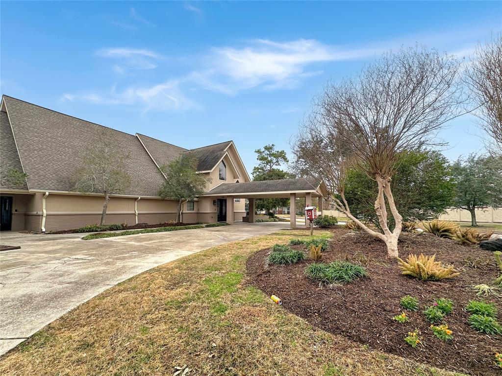 6415 Willow Pine Drive, Spring, Texas image 33