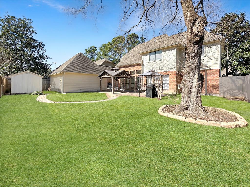 6415 Willow Pine Drive, Spring, Texas image 32