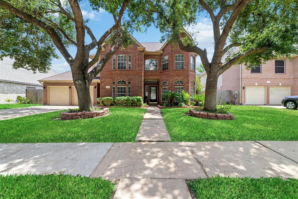 11931 Mckinney Falls Lane, Sugar Land, Texas image 2