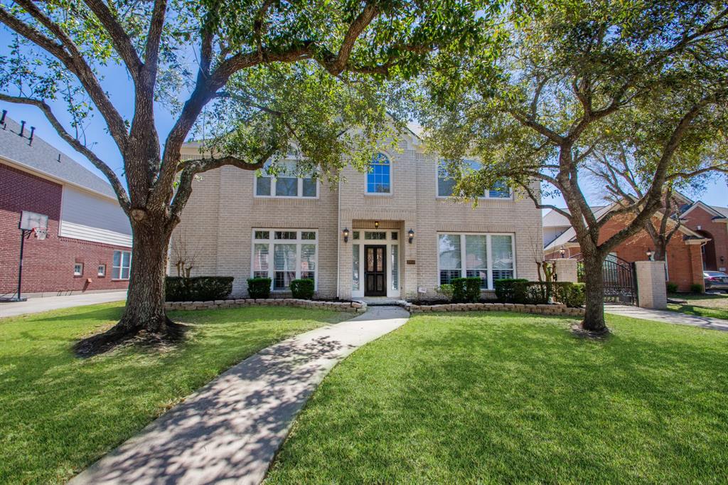 2010 Desert Springs Court