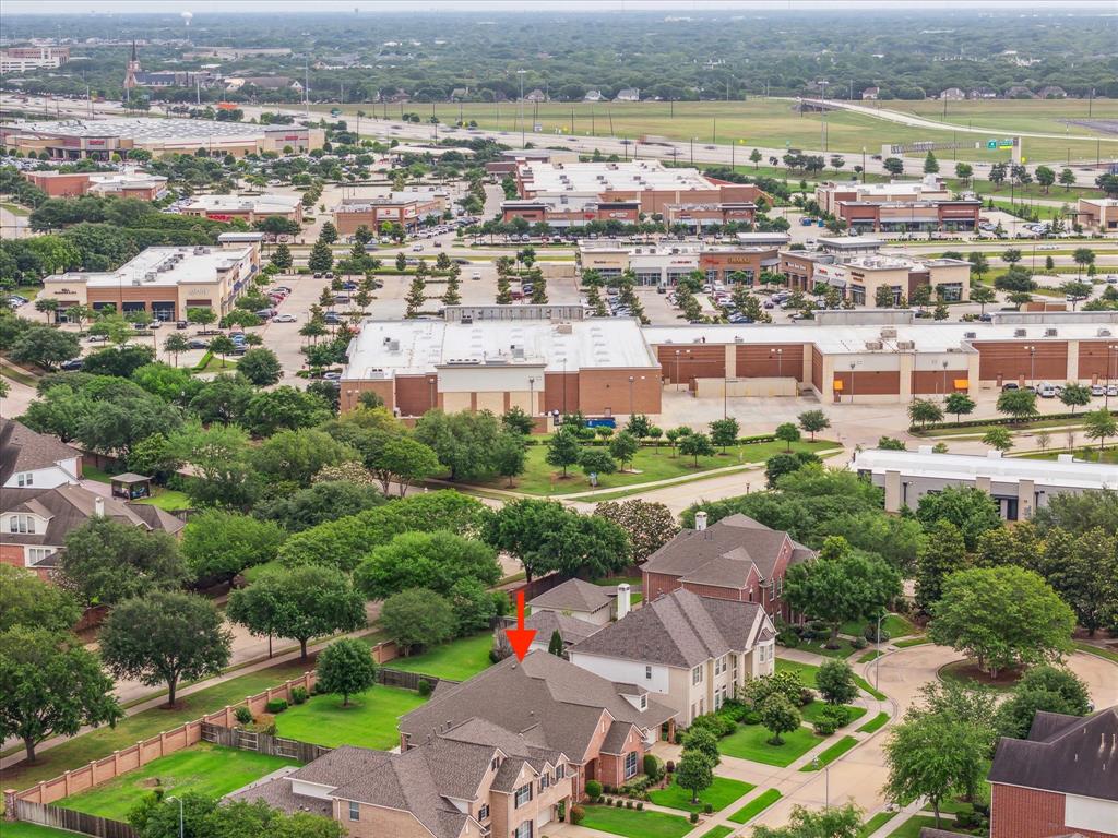 property-search 4 7007 Paxton Court