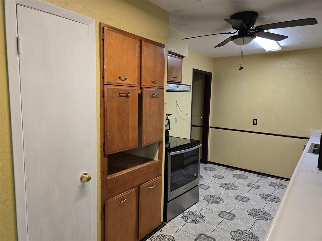 14814 Mcleod Drive, Houston, Texas image 6